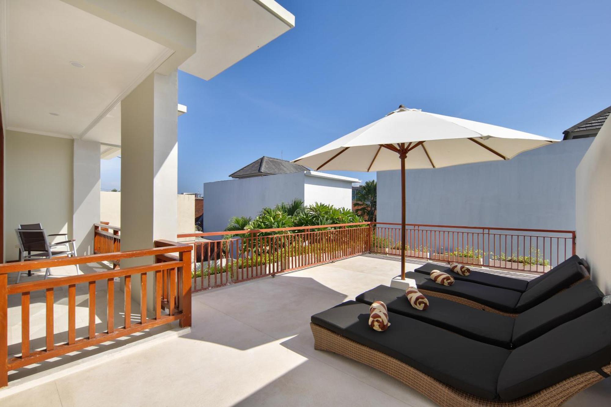 Daha Mansions Seminyak Villa Exteriör bild