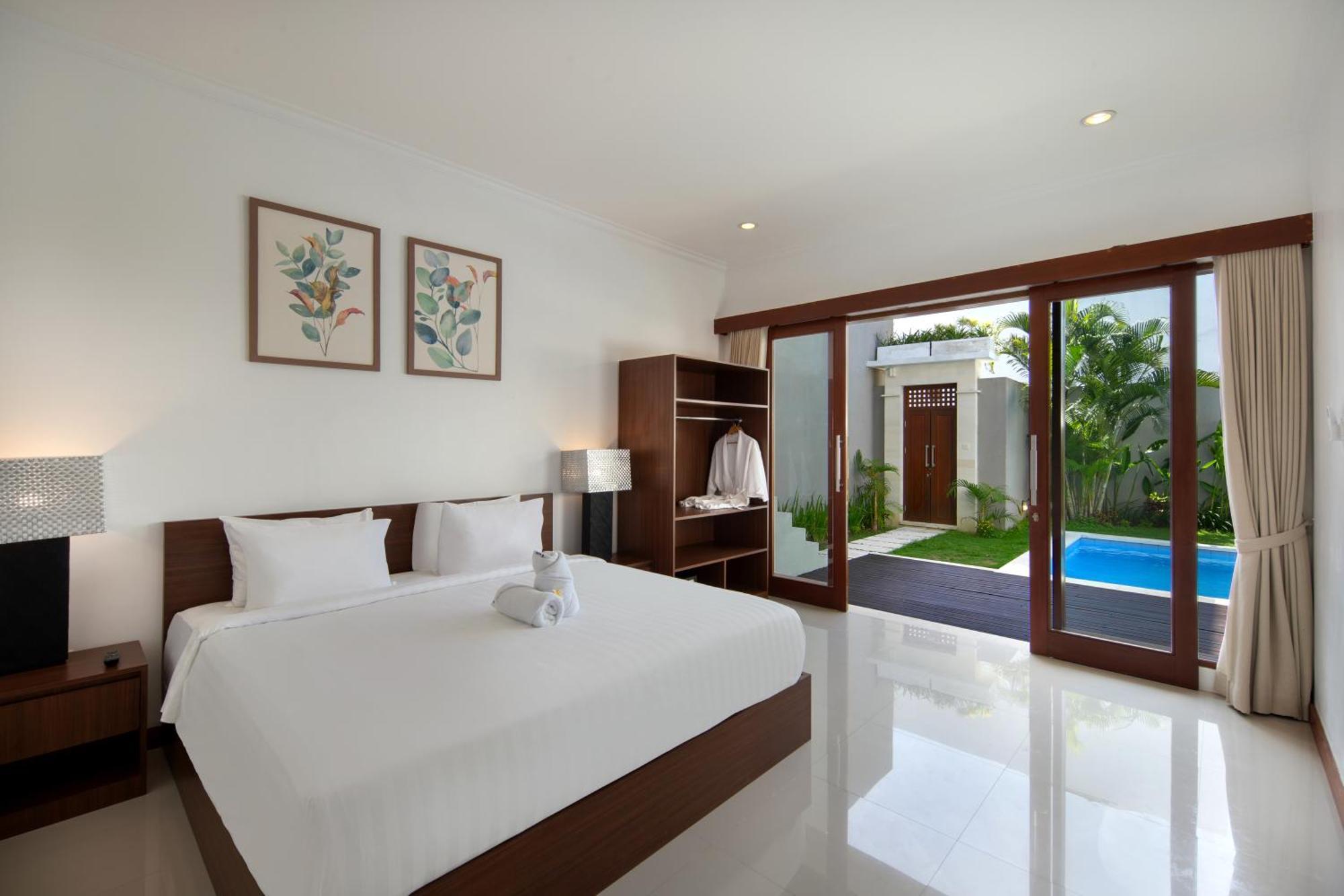 Daha Mansions Seminyak Villa Exteriör bild
